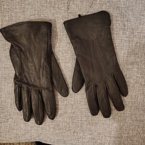 Women’s Genuine Leather Gloves – Black – Polyester Lined